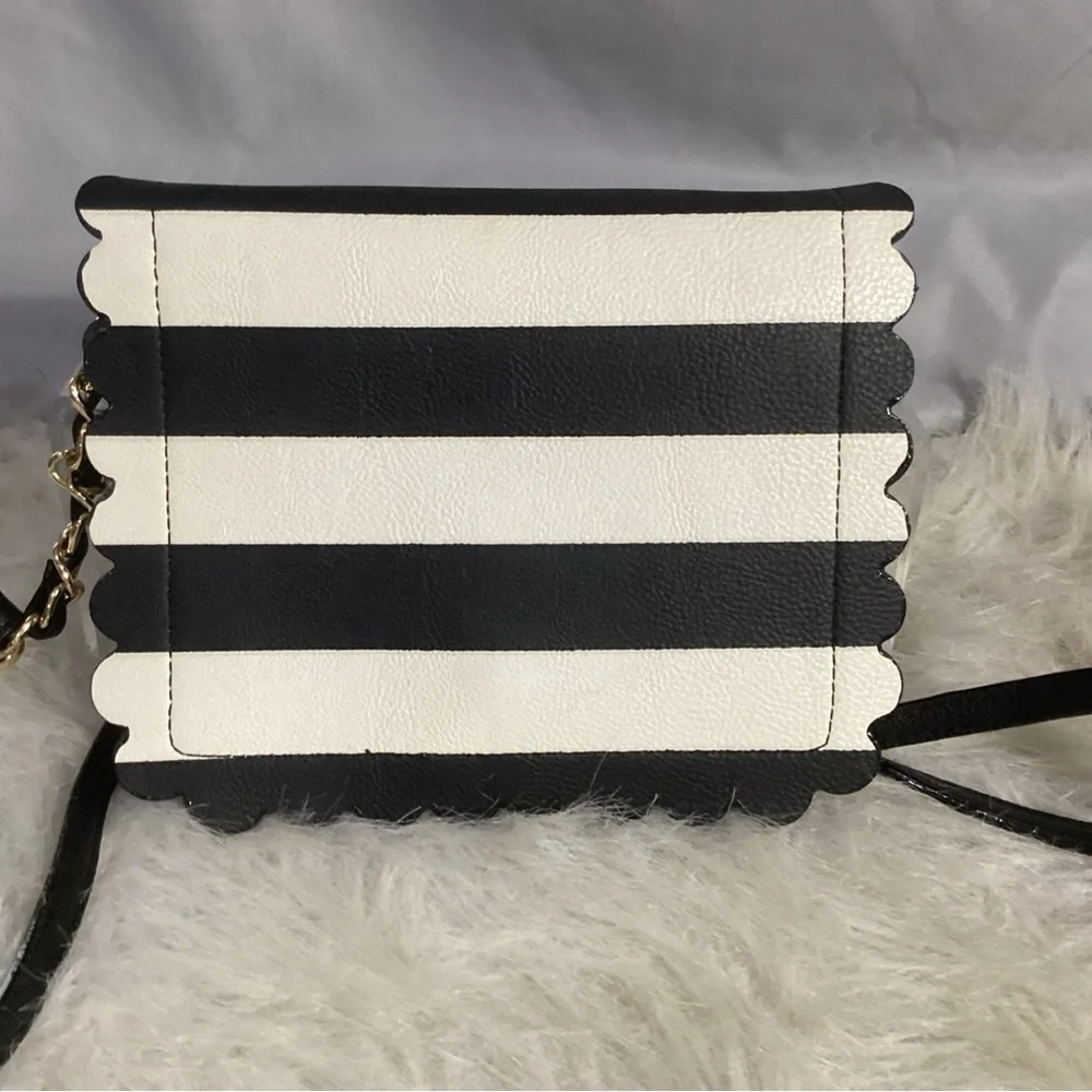 Betsey Johnson Black White Striped Floral Appliqué Crossbody Wallet Bag Vegan